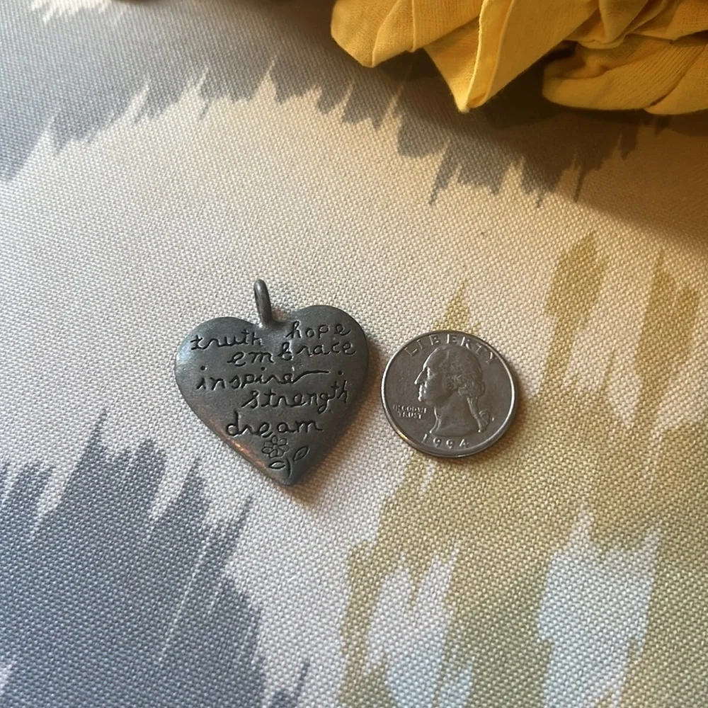 ae wording silver heart pendant 🌻